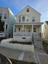 40 Parsons St, Unit 1 in Yonkers, NY - Building Photo