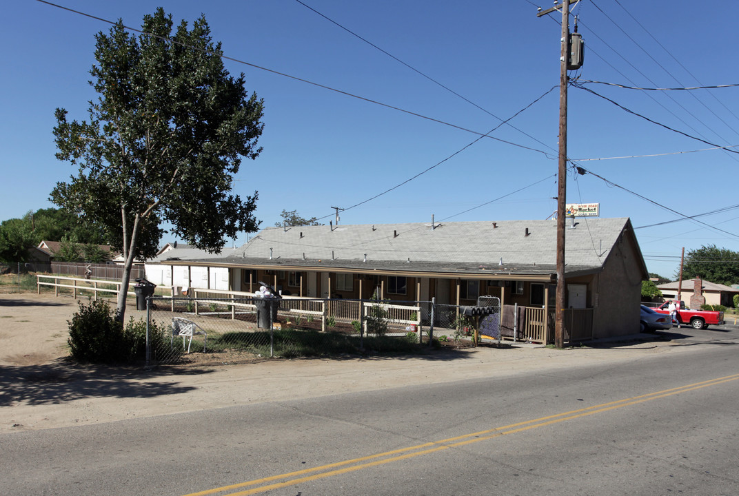 708 River Rd in Modesto, CA - Building Photo