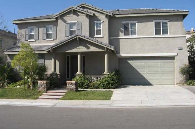 27428 Bottle Brush Way in Murrieta, CA - Building Photo