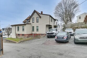 467 Ferry St in Malden, MA - Building Photo - Building Photo