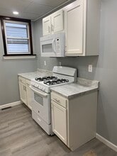 23 Hakes Ave, Unit 101 in Hornell, NY - Building Photo - Building Photo