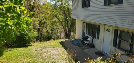 806 Price St in Morgantown, WV - Building Photo - Building Photo