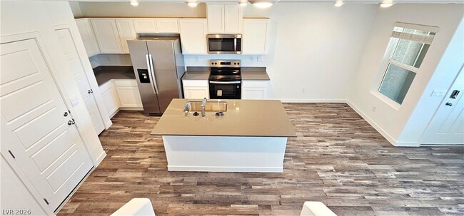 property at 915 Violet Heron St