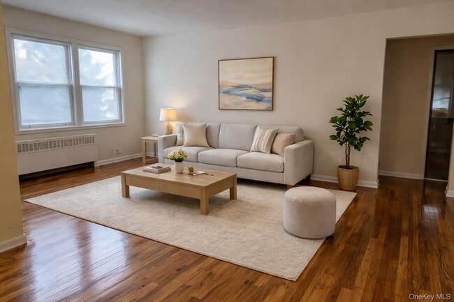 14 Stevens St in White Plains, NY - Building Photo - Building Photo