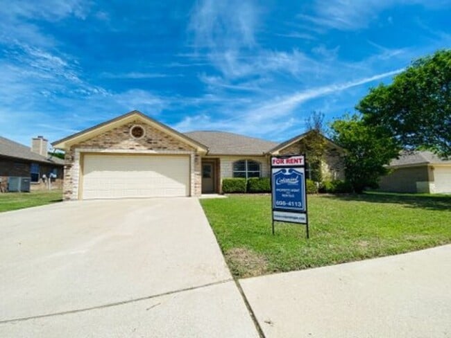 property at 2202 Walker Pl Blvd