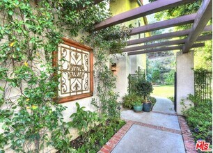 23444 Park Hermosa in Calabasas, CA - Building Photo - Building Photo