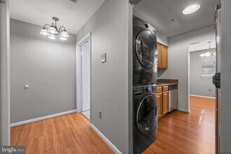 8585 Falls Run Rd in Ilchester, MD - Building Photo - Building Photo