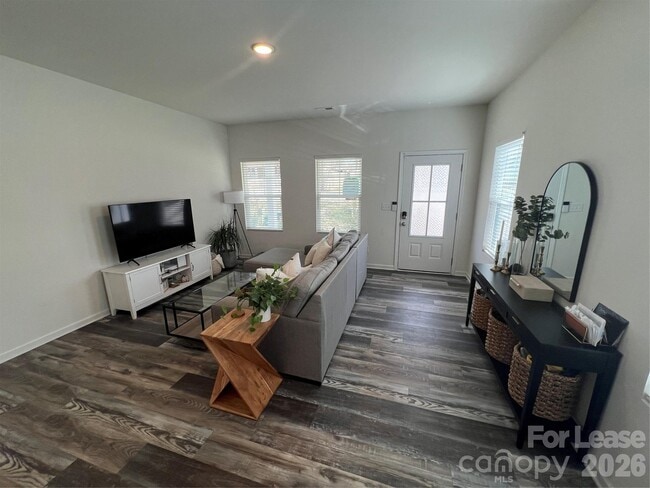 19505 Meridian St in Cornelius, NC - Building Photo - Building Photo