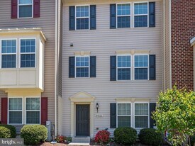 8022 Forest Ridge Dr in Chesapeake Beach, MD - Building Photo