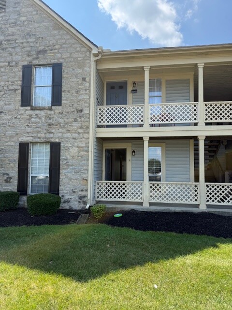 6432 Reflections Dr in Dublin, OH - Building Photo