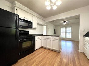 507 E Symmes St in Norman, OK - Building Photo - Building Photo