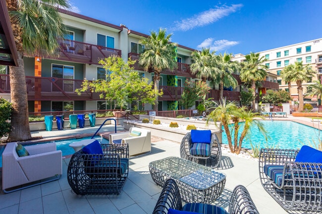 The Standard Scottsdale in Scottsdale, AZ - Foto de edificio - Building Photo