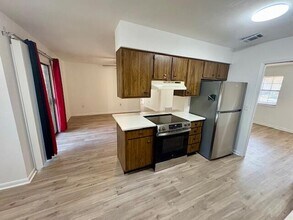 511 Maple Ave in Niceville, FL - Building Photo - Building Photo