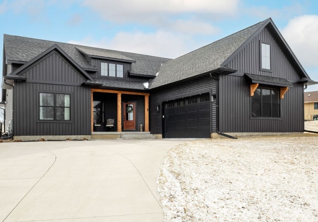 property at 1 Country Club Ct