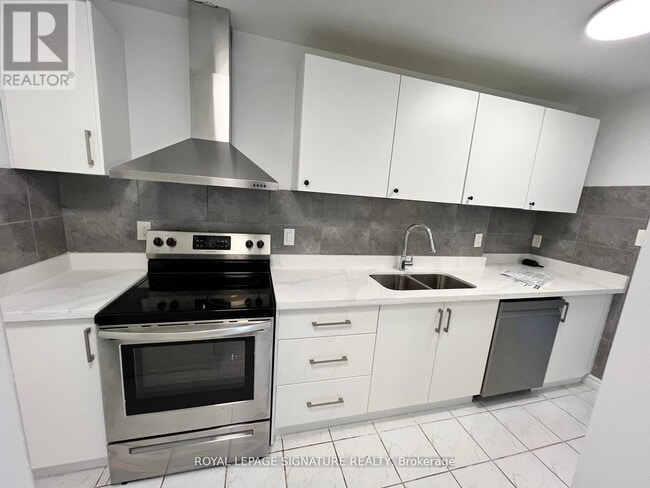 property at 100 Mornelle Ct