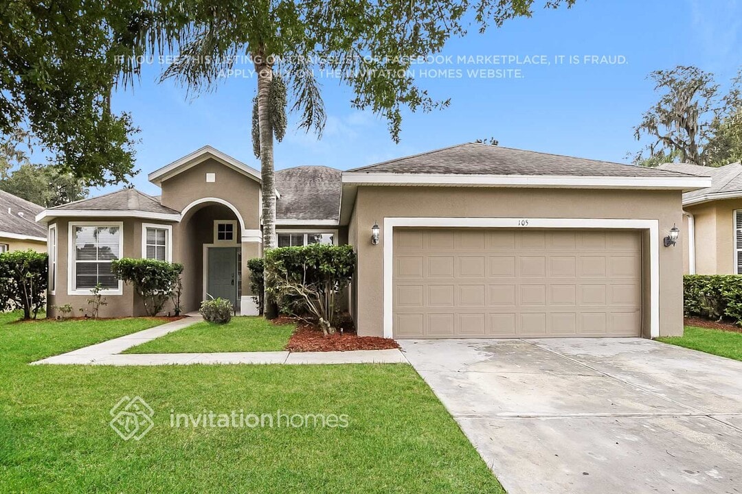 105 Magnolia Park Trail in Sanford, FL - Foto de edificio