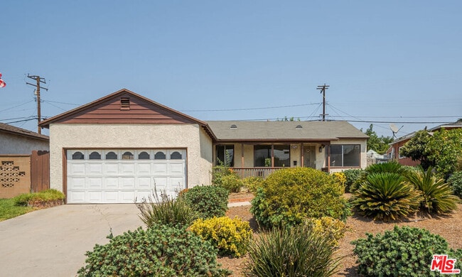 329 E Riggin St in Monterey Park, CA - Building Photo - Building Photo