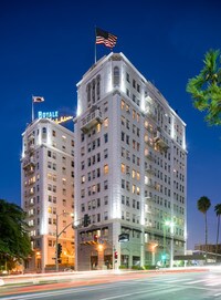 Building Photo - Wilshire Royale Apartments in Los Angeles, California