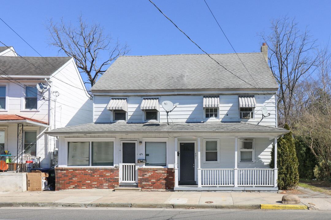 49 Pine St in Mount Holly, NJ - Building Photo