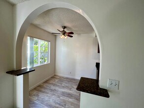 12236 Pacific Ave, Unit 02 in Los Angeles, CA - Foto de edificio - Building Photo