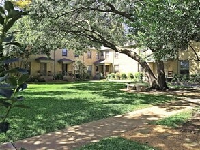 6015 Reiger Ave in Dallas, TX - Building Photo - Building Photo