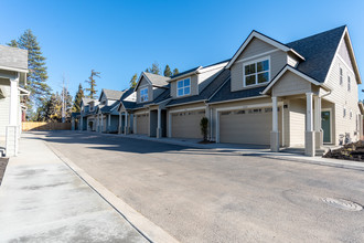 Midtown Townhome Community in Bend, OR - Building Photo - Building Photo