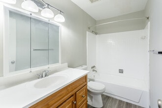 Mapleridge Apartments in Ann Arbor, MI - Foto de edificio - Interior Photo