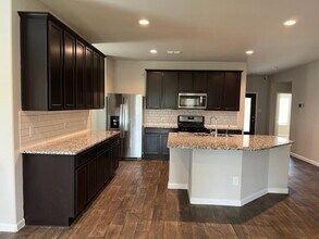 3822 Canyon Shore Ln in Missouri City, TX - Building Photo - Building Photo