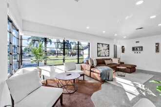 6540 Park St in Hollywood, FL - Building Photo - Building Photo