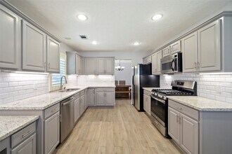 18619 Camellia Estates Ln in Cypress, TX - Building Photo - Building Photo