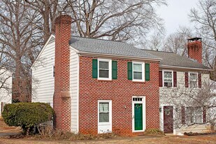 2455 Whitney Ct in Charlottesville, VA - Building Photo