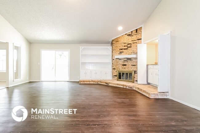 1305 Aquarius Rd in Edmond, OK - Building Photo - Building Photo