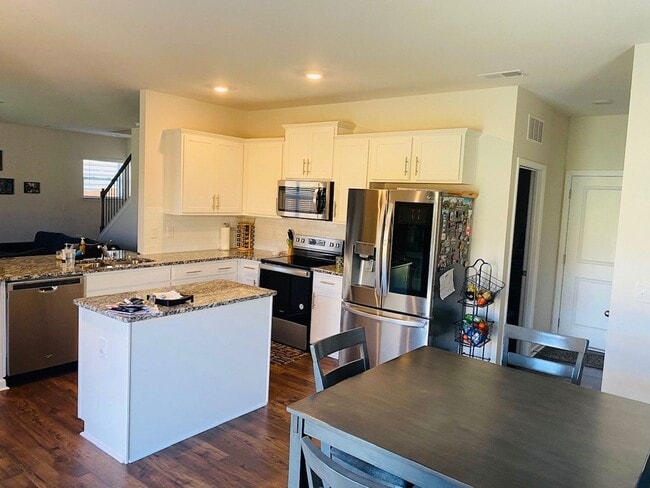 349 Tavernier Ln in Candler, NC - Building Photo - Building Photo