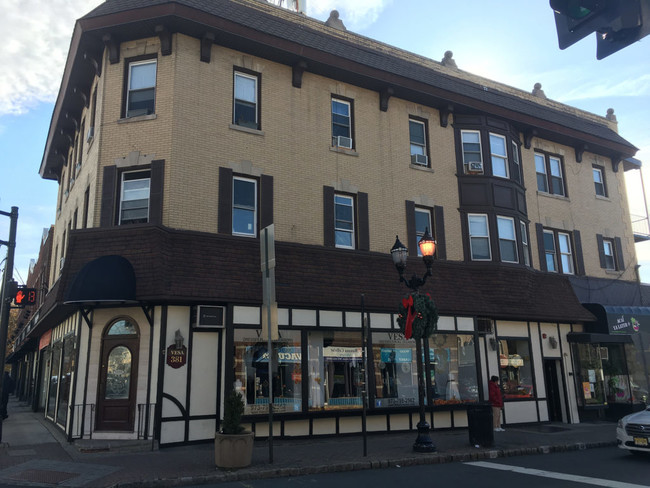 383 Centre St in Nutley, NJ - Building Photo - Other