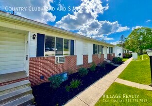 811 Country Club Rd in Red Lion, PA - Building Photo - Building Photo