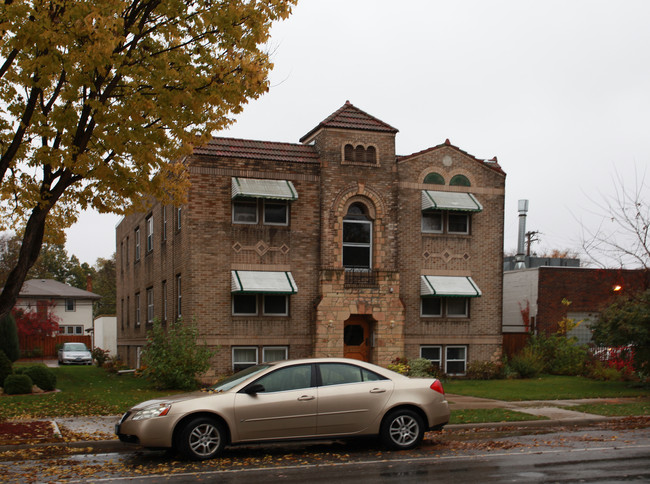 4731 Nicollet Ave in Minneapolis, MN - Building Photo - Building Photo