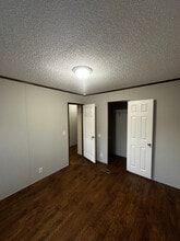 9477 Lansdowne Rd in Baton Rouge, LA - Foto de edificio - Building Photo