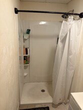 193 Vernon St, Unit 2 in Worcester, MA - Building Photo - Building Photo