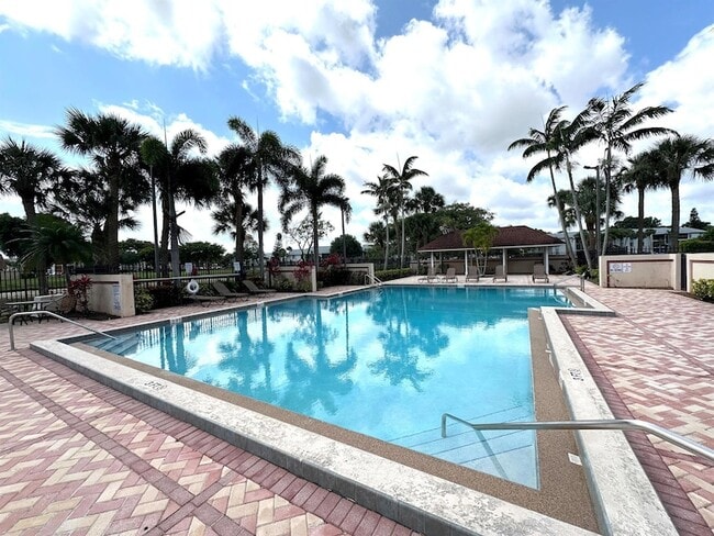 579 Green Springs Pl in West Palm Beach, FL - Building Photo - Building Photo