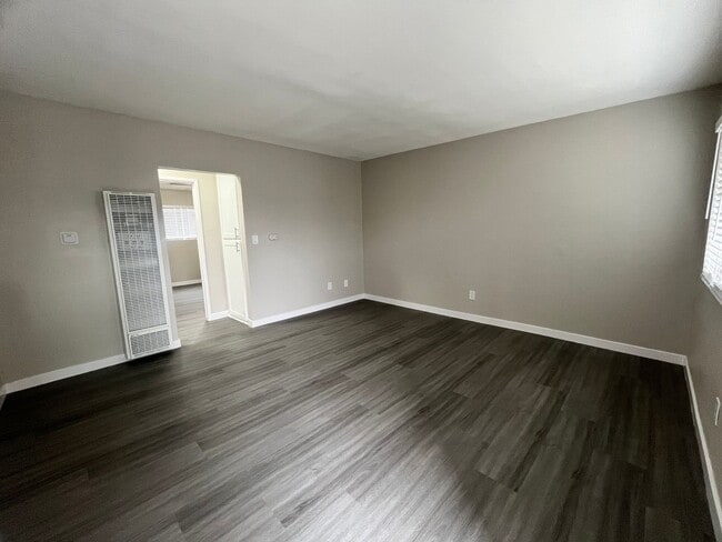 1604 Henderson Ave in Long Beach, CA - Building Photo - Building Photo