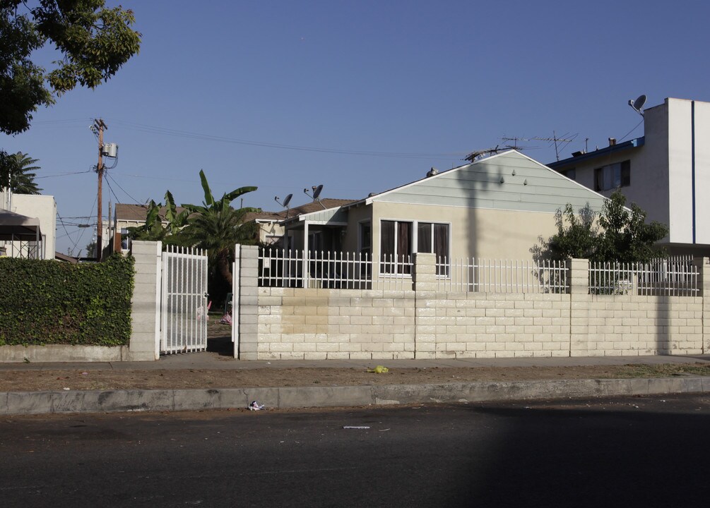 6441 Troost Ave in North Hollywood, CA - Building Photo