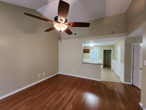 100 Lake Pointe Dr in Warner Robins, GA - Building Photo - Building Photo