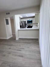 4231 NW 19th St, Unit 2 nd floor in Lauderhill, FL - Building Photo - Building Photo