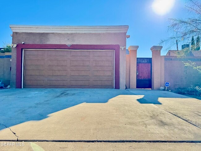 1904 Bay City Pl in El Paso, TX - Building Photo - Building Photo