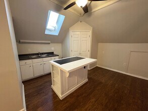 1065 College St in Macon, GA - Building Photo - Building Photo