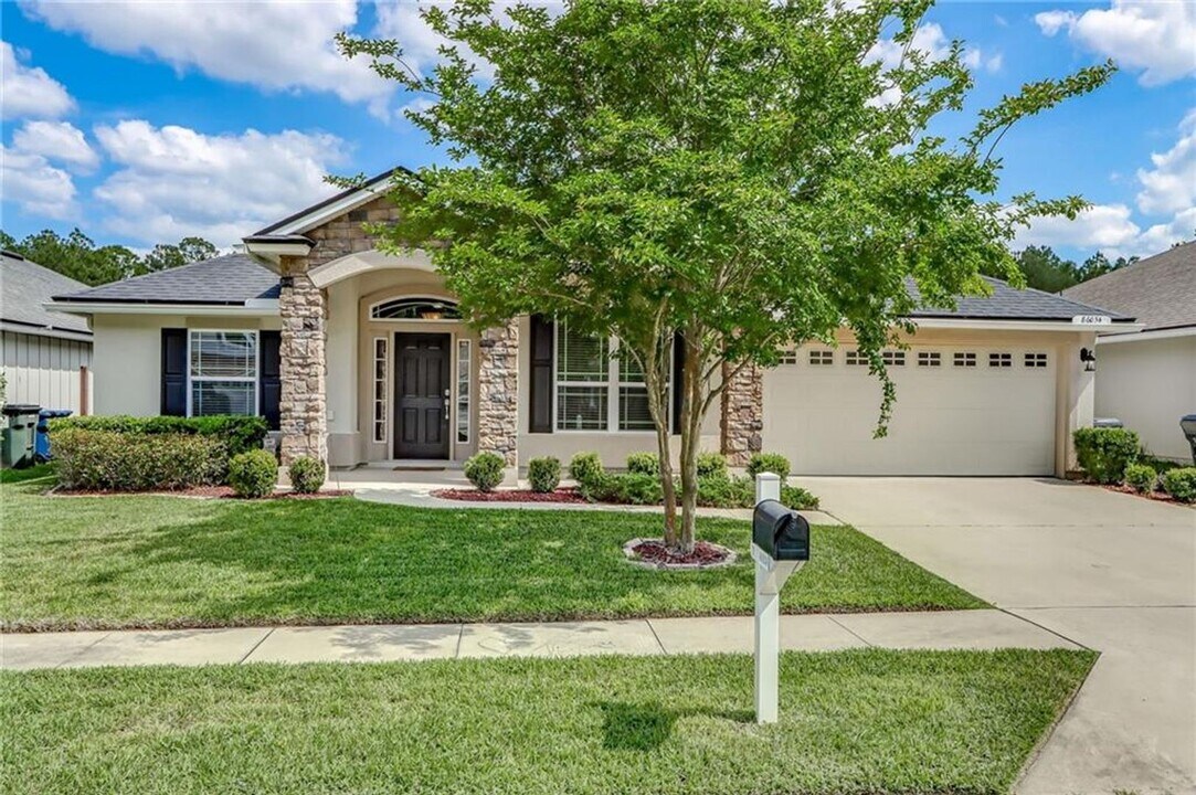 86034 Aladdins Way in Yulee, FL - Building Photo