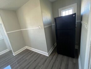 2105 Central Ave in Anderson, IN - Building Photo - Building Photo