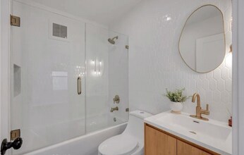 3652 W 111th Pl in Inglewood, CA - Building Photo - Building Photo