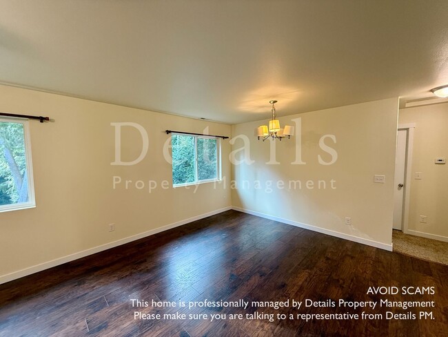 2382 Martin Ave E in Port Orchard, WA - Building Photo - Building Photo