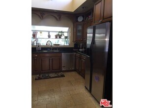 15645 Crownridge Pl in Los Angeles, CA - Building Photo - Building Photo